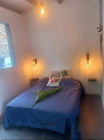 Gîte pour 2 personnes, avec jardin ainsi que terrasse et jacuzzi à Le Diamant