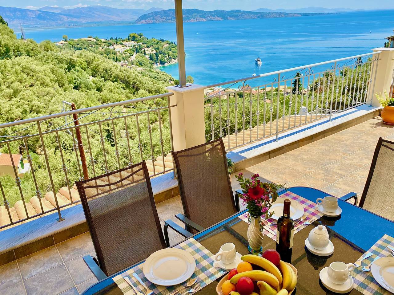 Kalami Beach Villa with private heatable pool in Καλάμι, Κέρκυρα