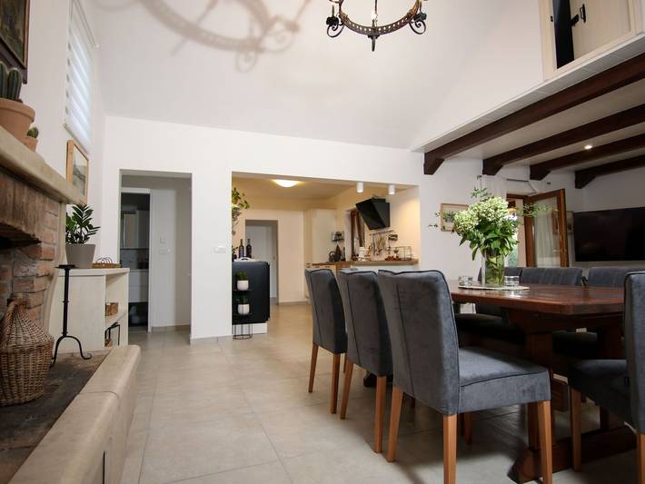 Villa pour 8 personnes, avec terrasse, animaux acceptés à Supetar - 4