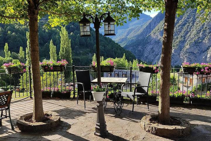 Cottage for 6 people, with garden and terrace - 1