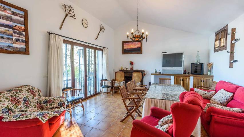 Finca für 8 Personen, mit Balkon/Terrasse und Pool in Ronda - 4