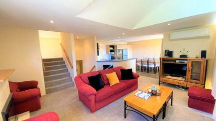 Holiday Home for 8 People in Jindabyne, New South Wales, Photo 1