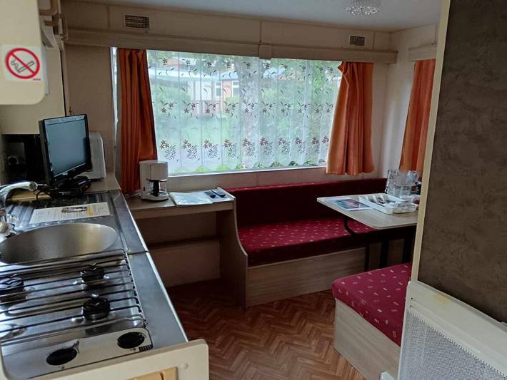 Location de vacances pour 4 personnes, avec vue et terrasse à La Tour-d'Auvergne - 3