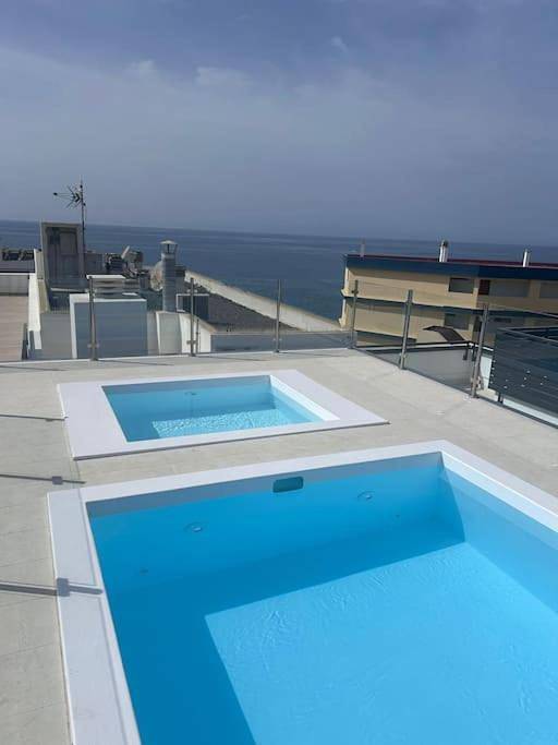 Apartamento de vacaciones para 4 personas, con balcón y piscina - 1