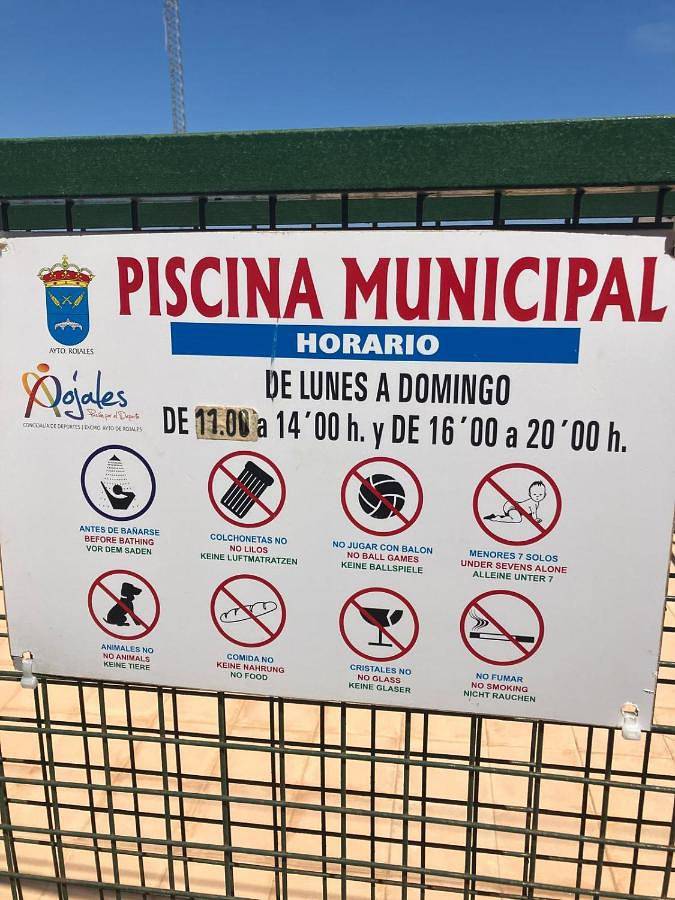 Gîte pour 2 personnes, avec piscine ainsi que terrasse et vue dans Ciudad Quesada - 3