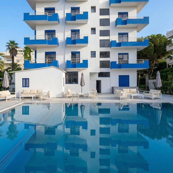 Hôtel pour 2 personnes, avec Balcon et Terrasse ainsi que Jardin et Bassin pour enfant