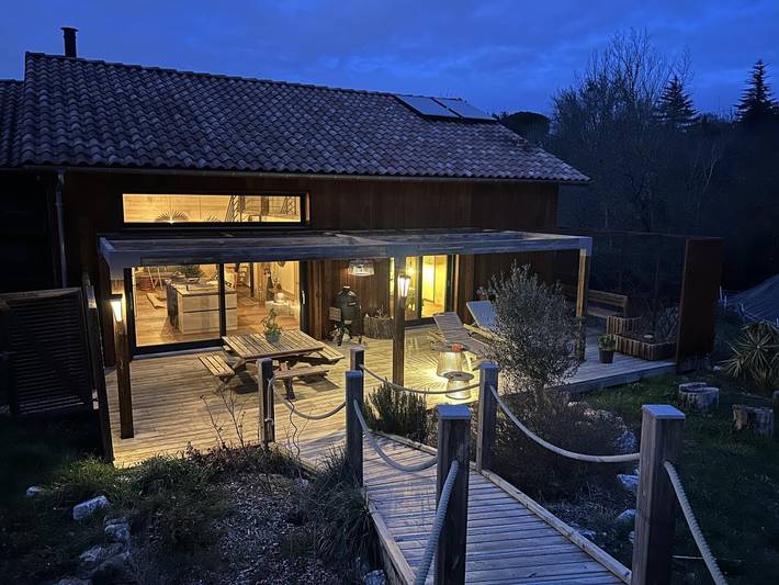 Gîte pour 4 personnes, avec terrasse et jardin ainsi que jacuzzi et sauna à Vieille-Toulouse - 3