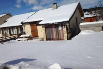 Gîte pour 6 personnes, avec jardin à Saint-Pierre-dels-Forcats