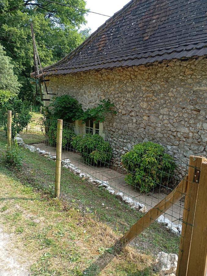 Location de vacances pour 6 personnes, avec terrasse ainsi que sauna et vue à Saint-Aquilin - 3