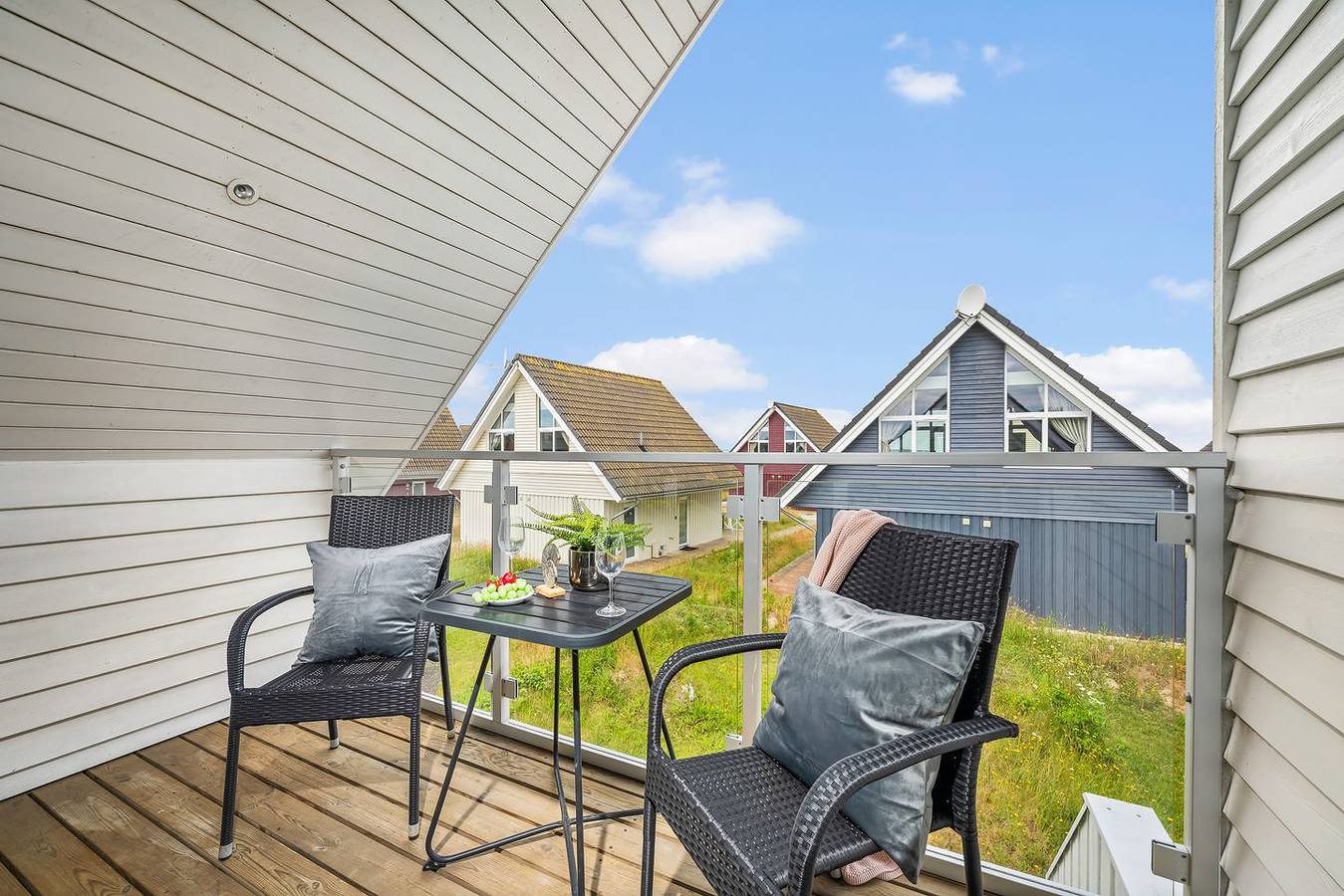 Ferienhaus "Meeresbrise" mit Sauna, etwas Meerblick und 70 m zum Strand in Wendtorfer Strand, Wendtorf