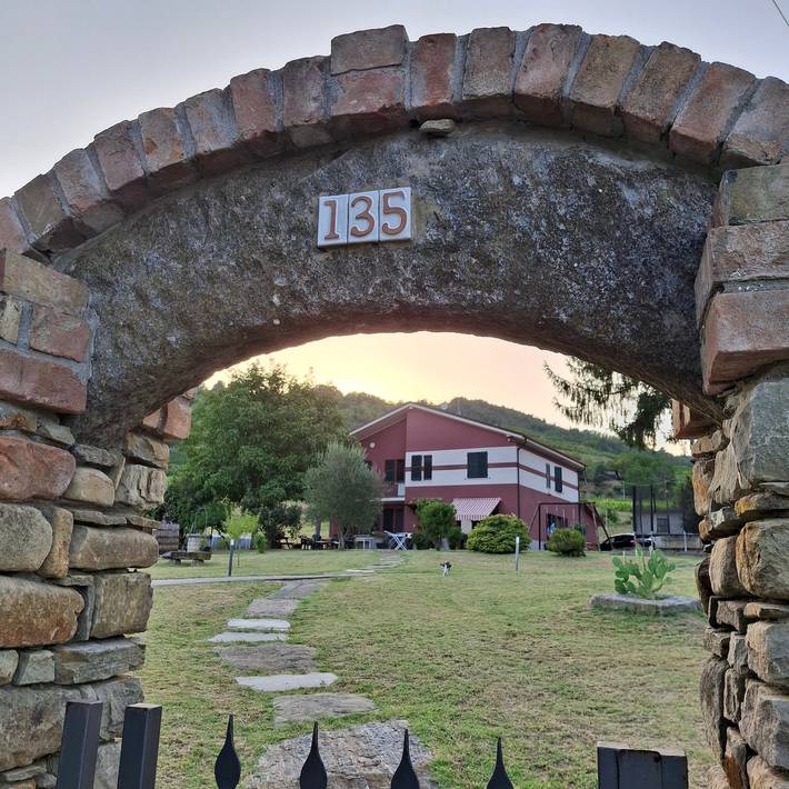 B&b per 5 persone, con Giardino in Langhe