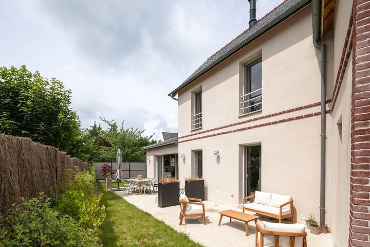 Location de vacances pour 8 personnes, avec terrasse et jardin à Lancieux - 2