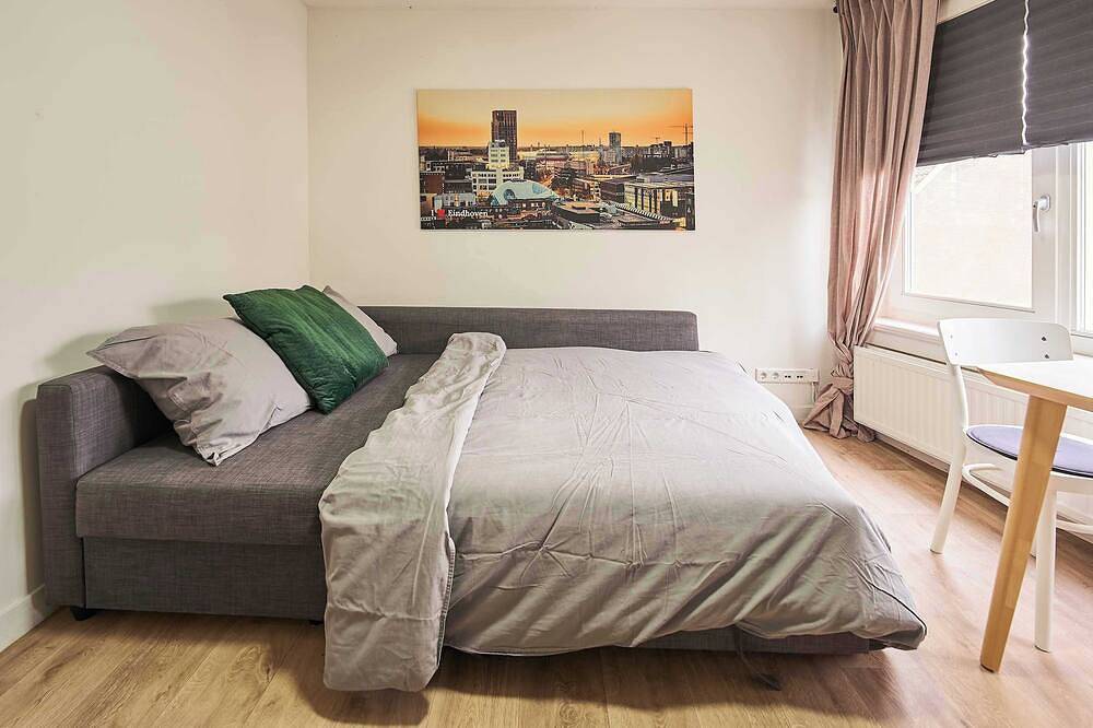 Entire apartment, Stylish Apartment in Eindhoven City Center in Eindhoven, North Brabant