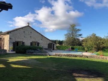 Cottage pour 2 personnes, avec piscine et terrasse ainsi que vue et jardin à Surin (Thaïlande)