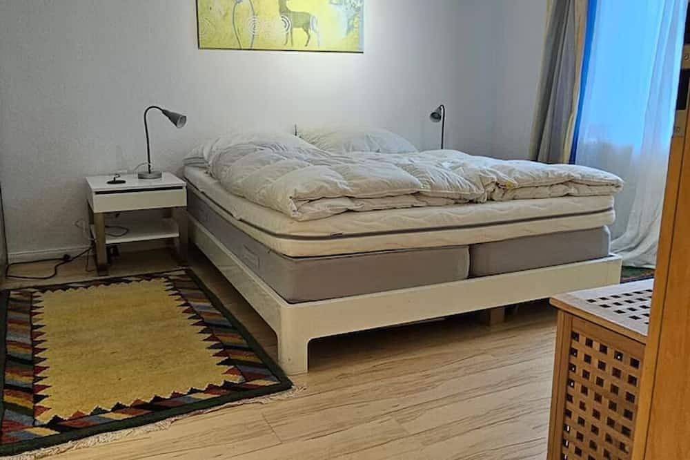Ganze Wohnung, Ferienwohnung 1 am kleinen Hafen Wassergrundstück in Borgwedel, Schleswig & Umgebung