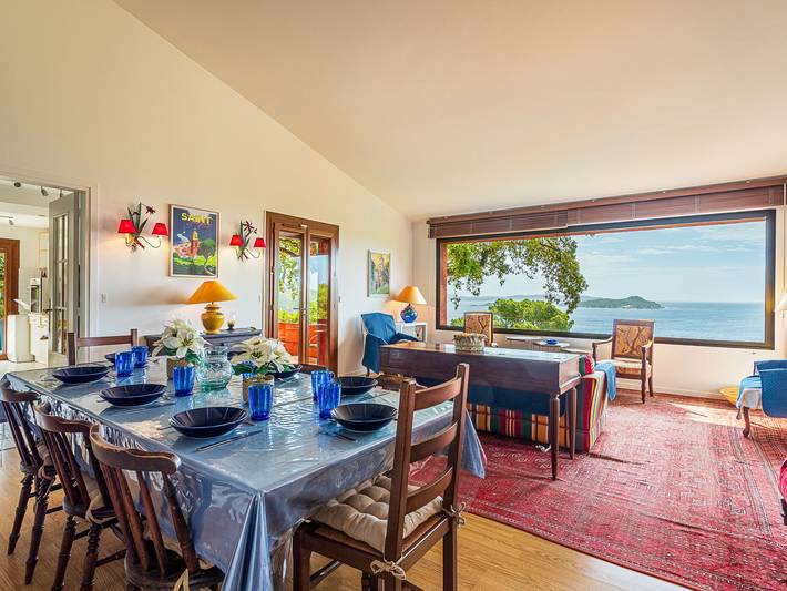 Ferienhaus für 7 Personen, mit Terrasse und Garten in Hyeres - 3