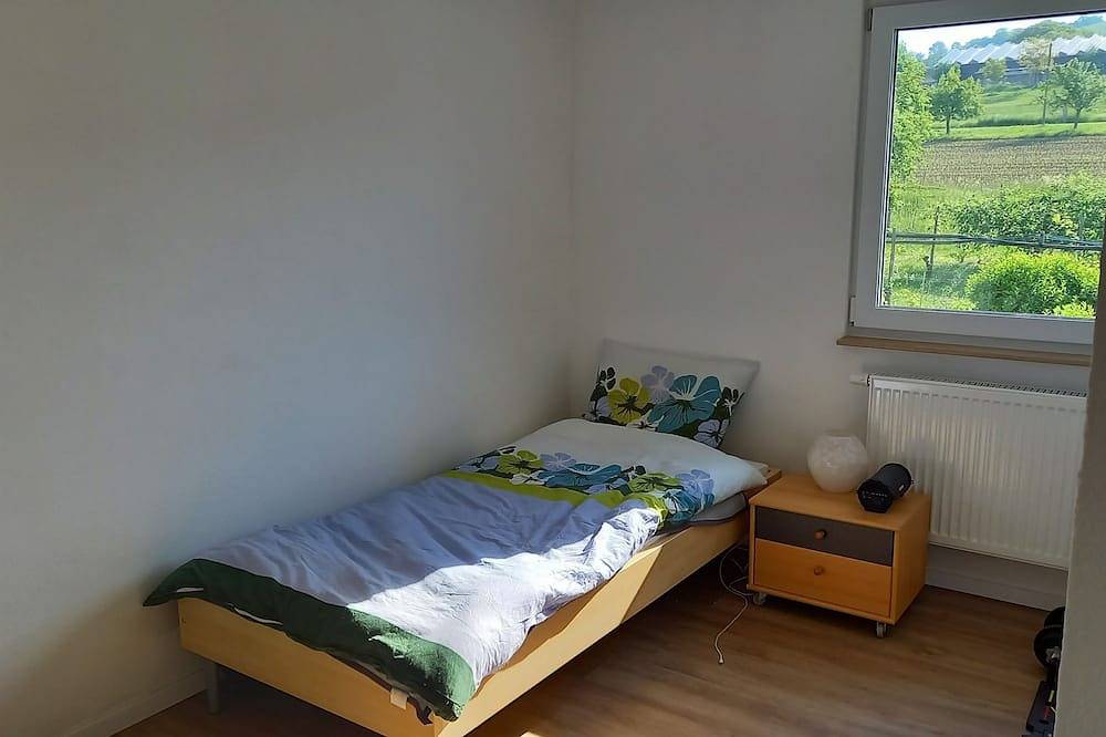 Ganze Wohnung, Ferienwohnung Direkt Beim Winzer in Tauberbischofsheim, Taubertal