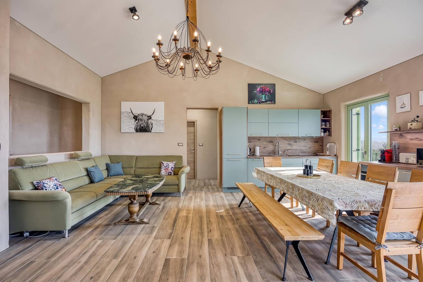 Villa Olivia Pool & Sauna near Portorož in Nova vas nad Dragonjo, Piran
