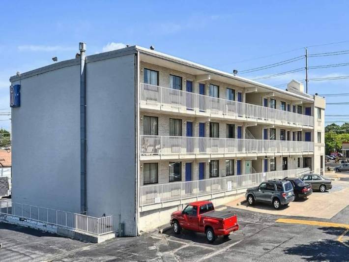 Apartamento entero, 1 cama king size | Se permite fumar in Municipio de Maple Shade, Condado de Burlington