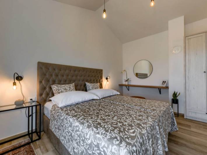 Villa pour 8 personnes, avec piscine et terrasse, animaux acceptés à Nin - 4