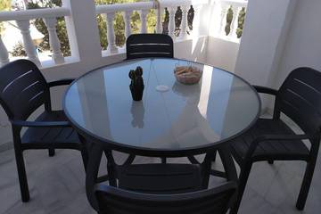 Casa rural para 4 personas, con piscina y jardín en San José (Almería)