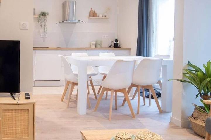 Location de vacances pour 14 personnes, avec balcon à Lyon