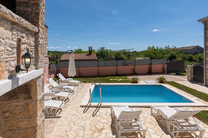 Ferienhaus für 8 Personen, mit Pool und Balkon in Istrien - 4