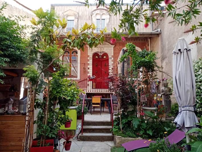 Location de vacances pour 2 personnes, avec Balcon et Terrasse ainsi que Jardin et Vue à Capestang