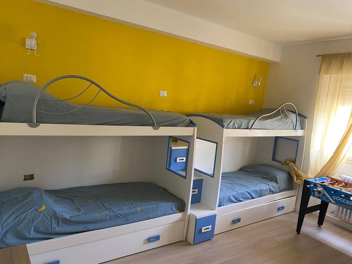 Ganze Wohnung, Two-Bedroom Apartment in Marina di Carrara, Carrara