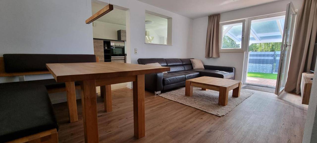 Fn Oak Bungalow in Friedrichshafen, Region Bodensee-Oberschwaben