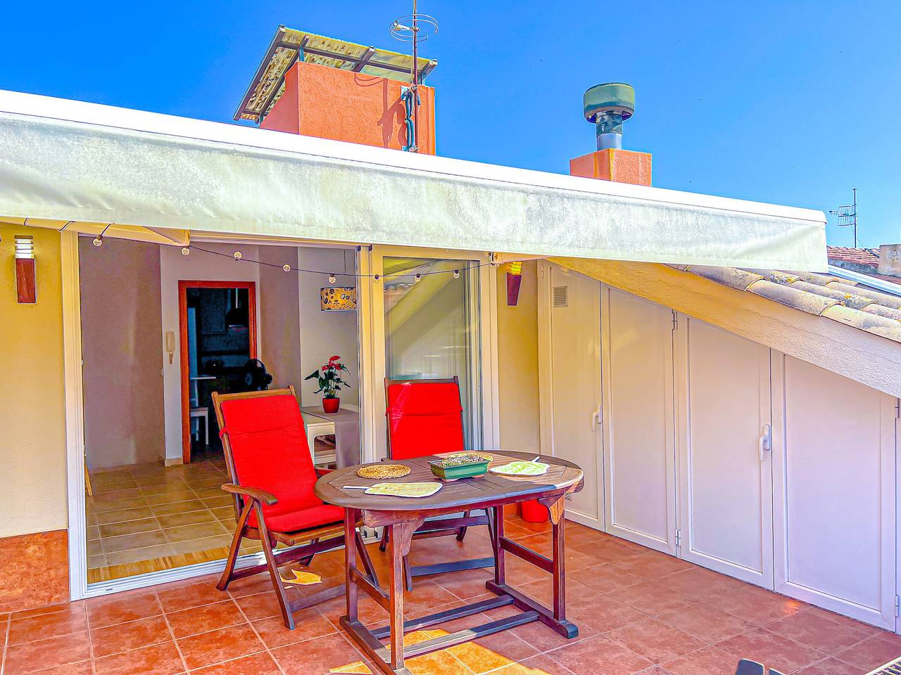 Geheel appartement, Central duplex in Blanes, near beach, for 5 people in Blanes, Costa Brava