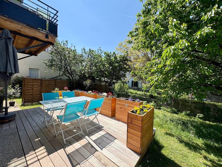 Appartement entier, Appartement 'Le Relai Des Gayots' avec vue sur la montagne, terrasse et Wi-Fi in Châteauneuf (Savoie), Région de Chambéry