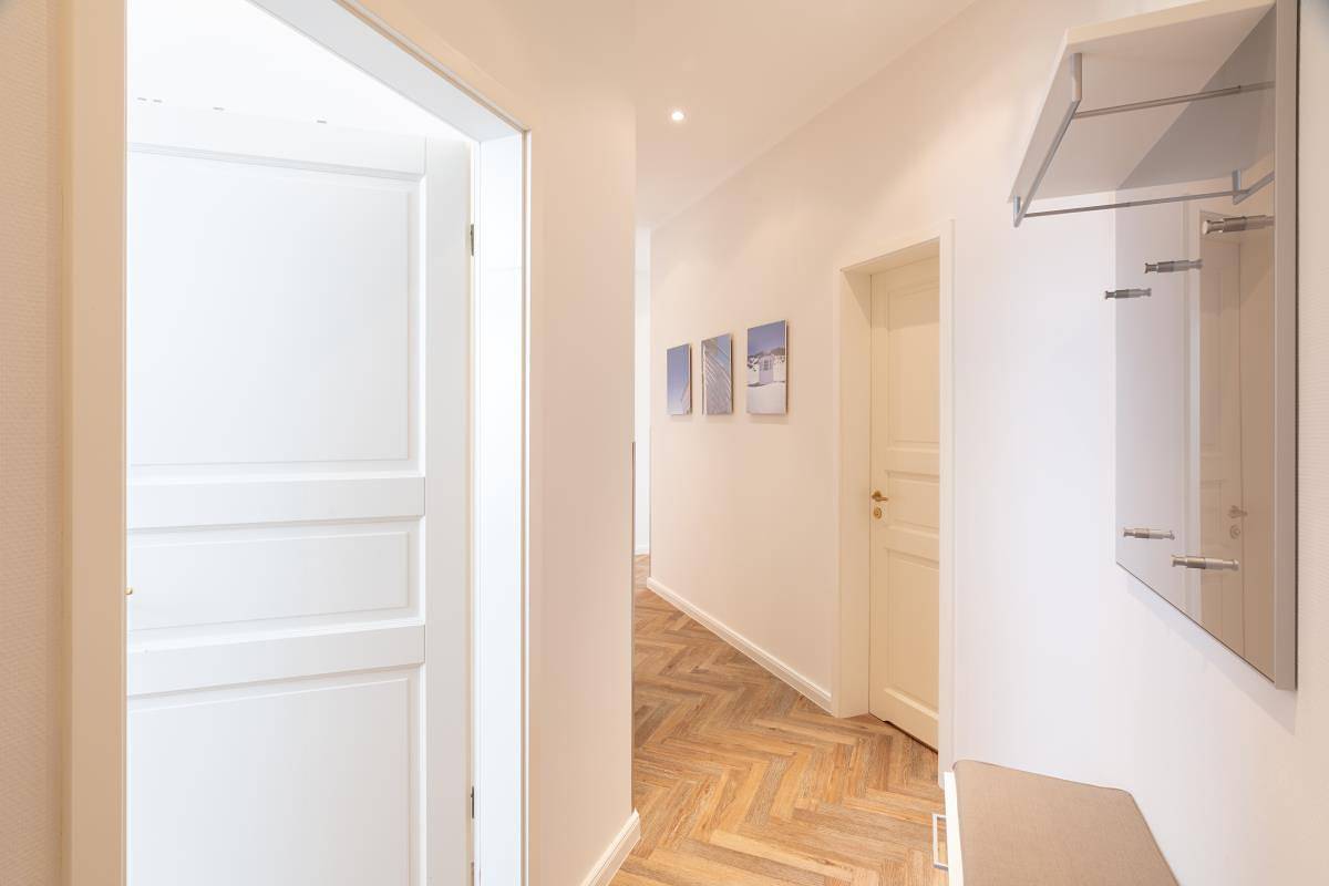 Ganze Ferienwohnung, Große Fewo in 1. Reihe, Terrasse, Parkplatz, Wlan in Drei Kaiserbäder, Heringsdorf