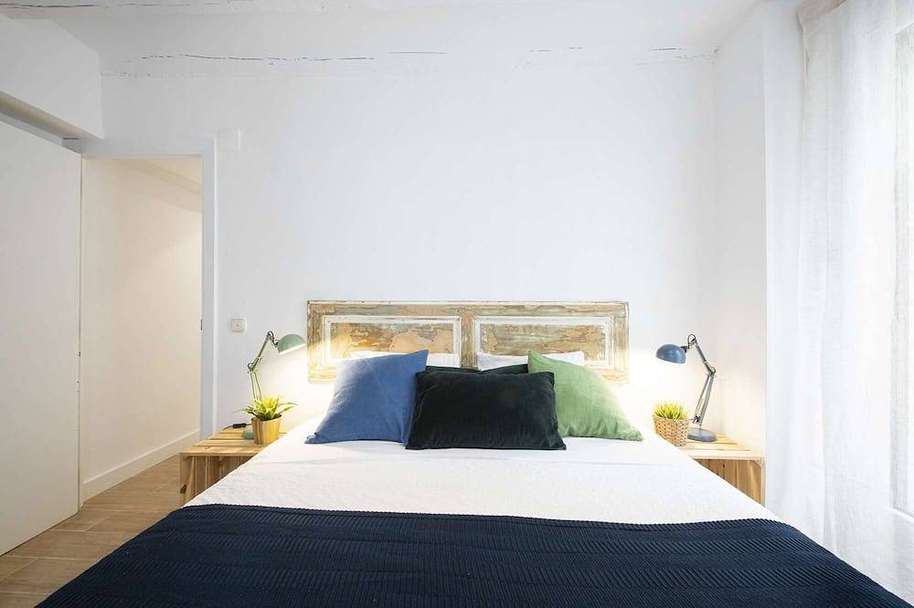 Appartamento intero, Private Apartment in the Heart of the Historic Old Town in Playa de la Concha, San Sebastian