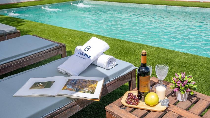 Casa rural para 10 personas, con piscina y balcón/terraza, Se admiten mascotas en Montefrío - 2