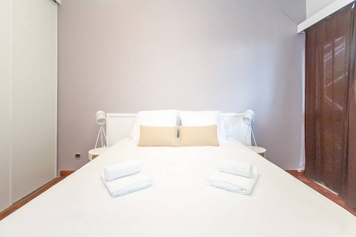 Gîte pour 4 personnes, avec balcon et piscine dans Port de Saint-Gilles les Bains - 3