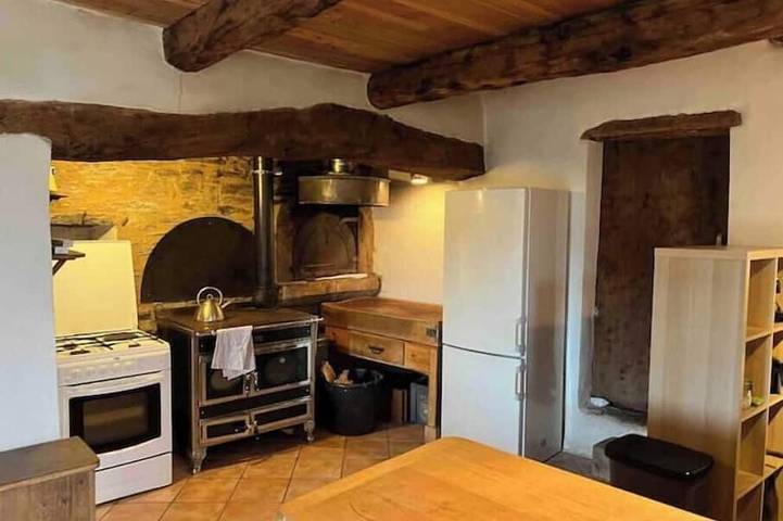 Maison de campagne pour 10 personnes à Sénéchas - 2