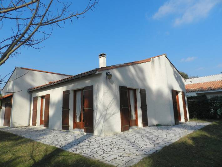 Location de vacances pour 6 personnes, avec jardin à Le Grand-Village-Plage
