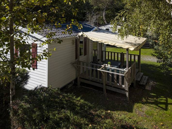 Wohnwagen für 4 Personen, mit Terrasse und Pool in Grayan-et-l'Hôpital