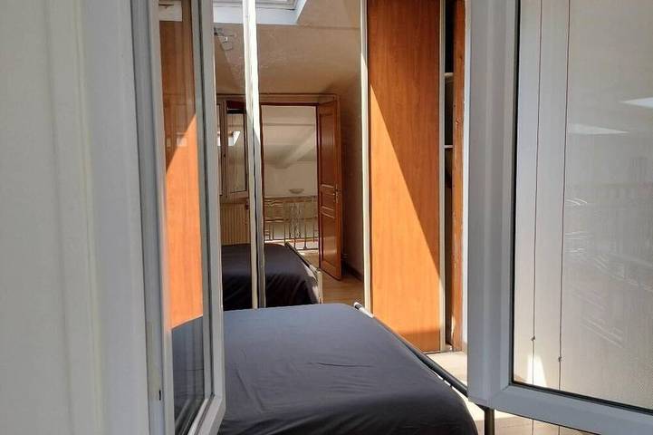 Un Pavillon Tranquille En Coeur De Ville in Aubervilliers, Seine-Saint-Denis