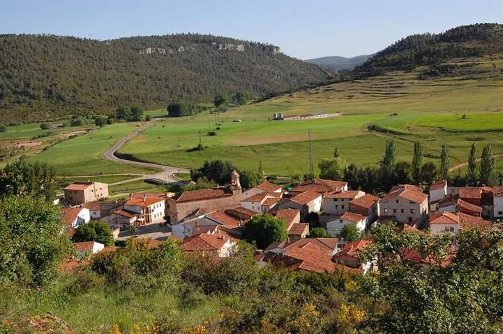Casa rural para 9 personas, con Balcón y Terraza además de Jardín y Vistas en Provincia de Cuenca - 2