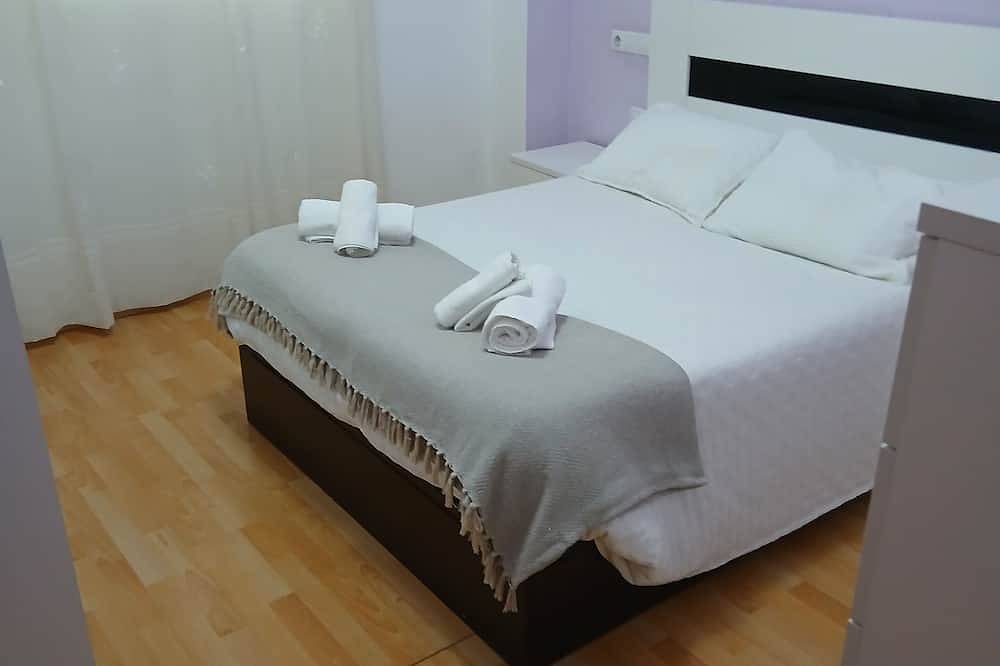 Entire apartment, Bonito piso a 6 km de granada in Las Gabias, Granada Province