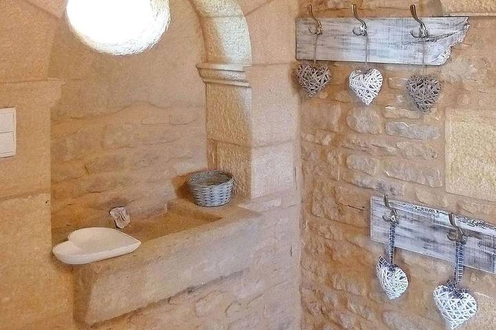 Location de vacances pour 10 personnes, avec terrasse, animaux acceptés à Prats-de-Carlux - 2