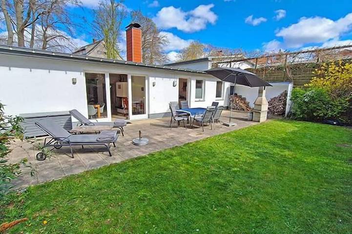 Ferienhaus für 6 Personen, mit Sauna und Garten, mit Haustier