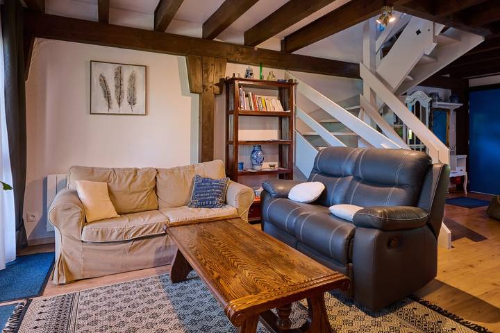 Location de vacances pour 4 personnes, avec Terrasse ainsi que Jardin et Piscine à Lembach