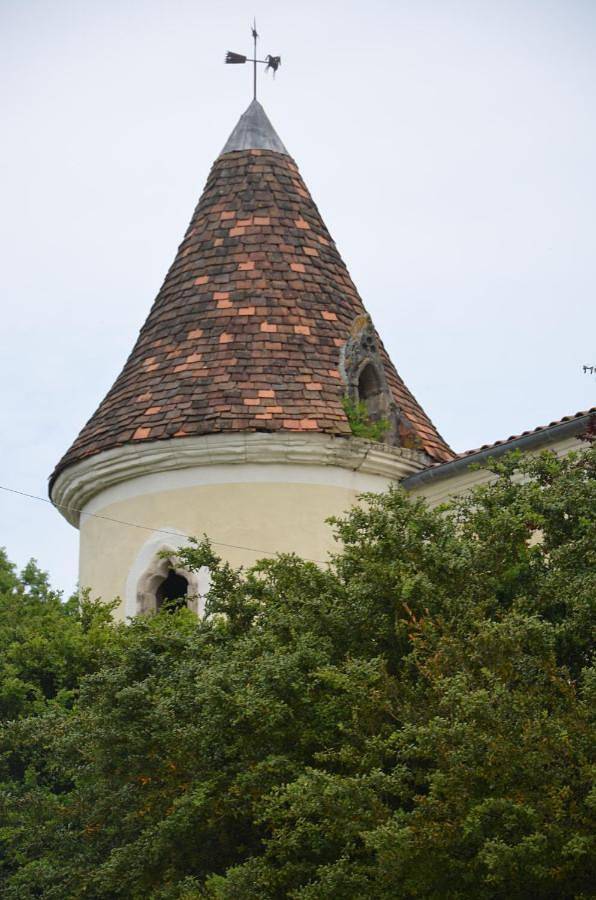 Chambres d'Hôtes du Chateau de Saint Sulpice in La Sauvetat-sur-Lède, Région de Villeneuve-sur-Lot