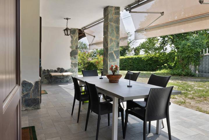 Villa 'Ca' D'Ros Zwembad en Sauna' met Uitzicht op de Bergen, Privézwembad en Wifi in Fontanile, Provincie Asti