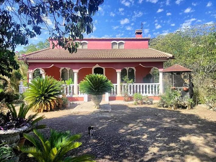 Apartamento para 6 personas, con Balcón y Terraza además de Jardín y Piscina en Almodóvar del Río