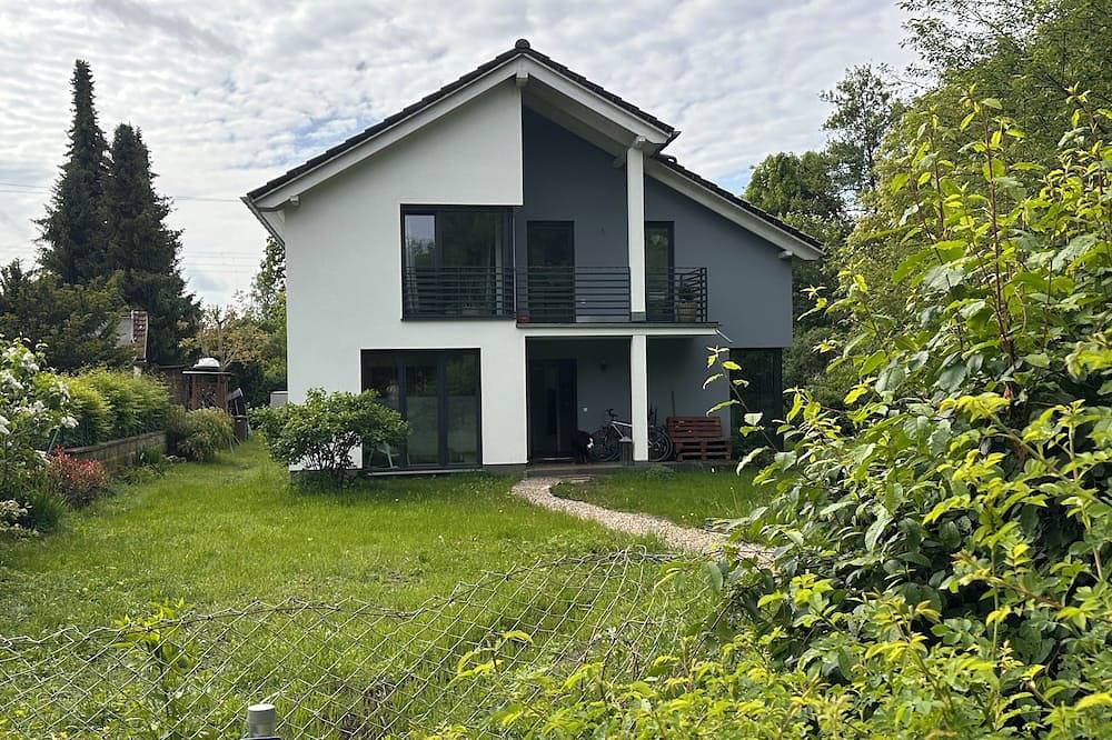 Ganze Wohnung, Haus an der Panke, Zimmer mit Badezimmer in Zepernick, Panketal