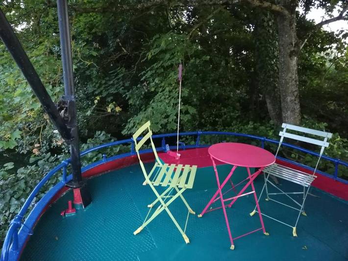 Bateau pour 2 personnes, avec terrasse et vue à Dole - 3